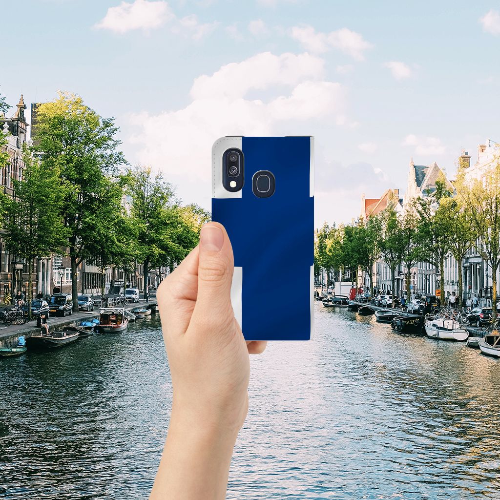 Samsung Galaxy A40 Standcase Finland