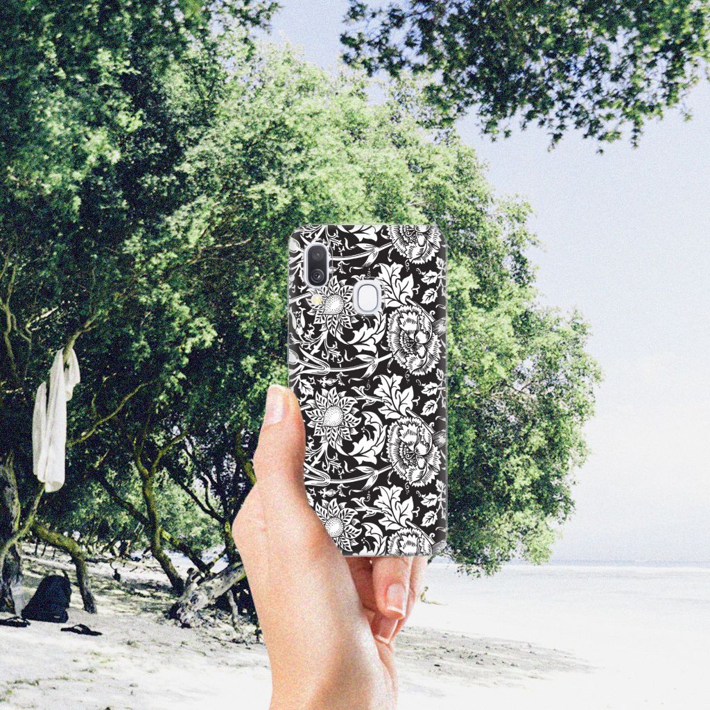 Samsung Galaxy A40 TPU Case Black Flowers