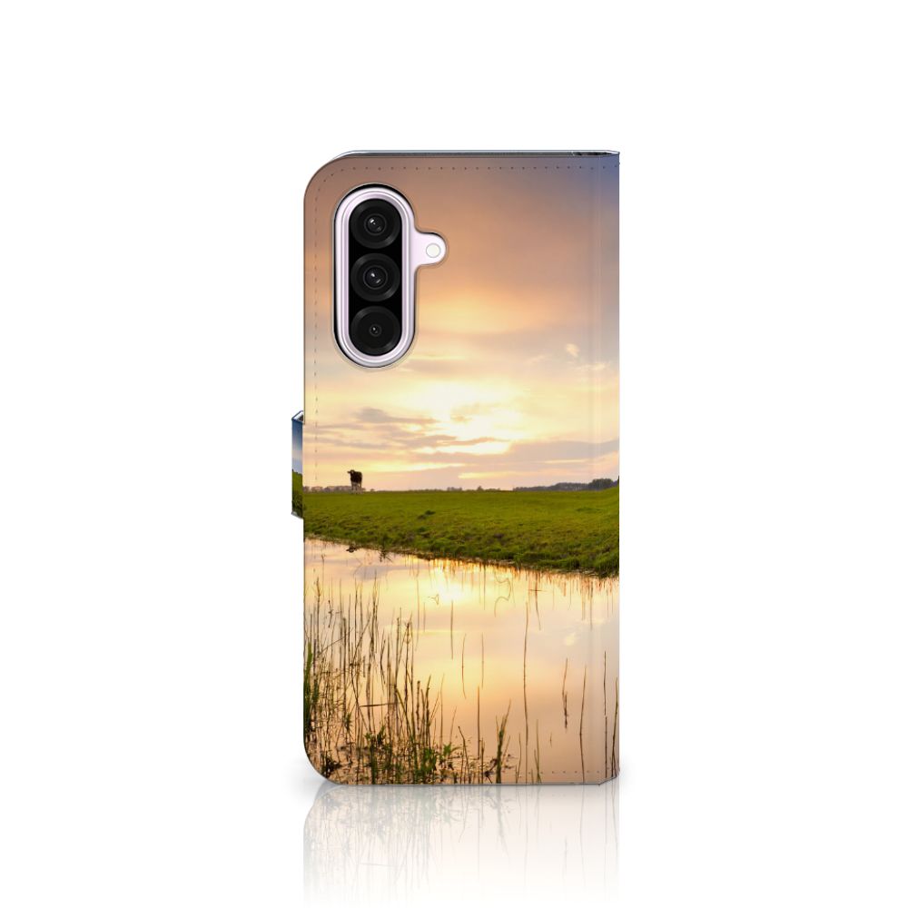 Samsung Galaxy A56 Telefoonhoesje met Pasjes Koe telefoonhoesje koeien weiland aanzicht