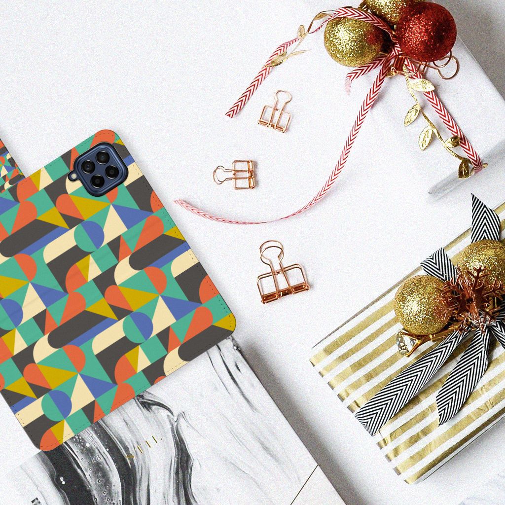 Samsung Galaxy M53 Telefoon Hoesje Funky Retro design kleurrijk bovenaanzicht