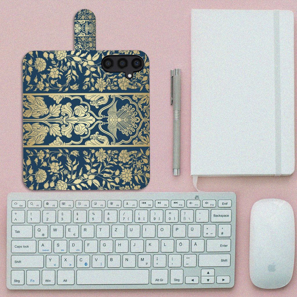 Samsung Galaxy S24 Hoesje Beige Flowers design beige bloemen aanzicht