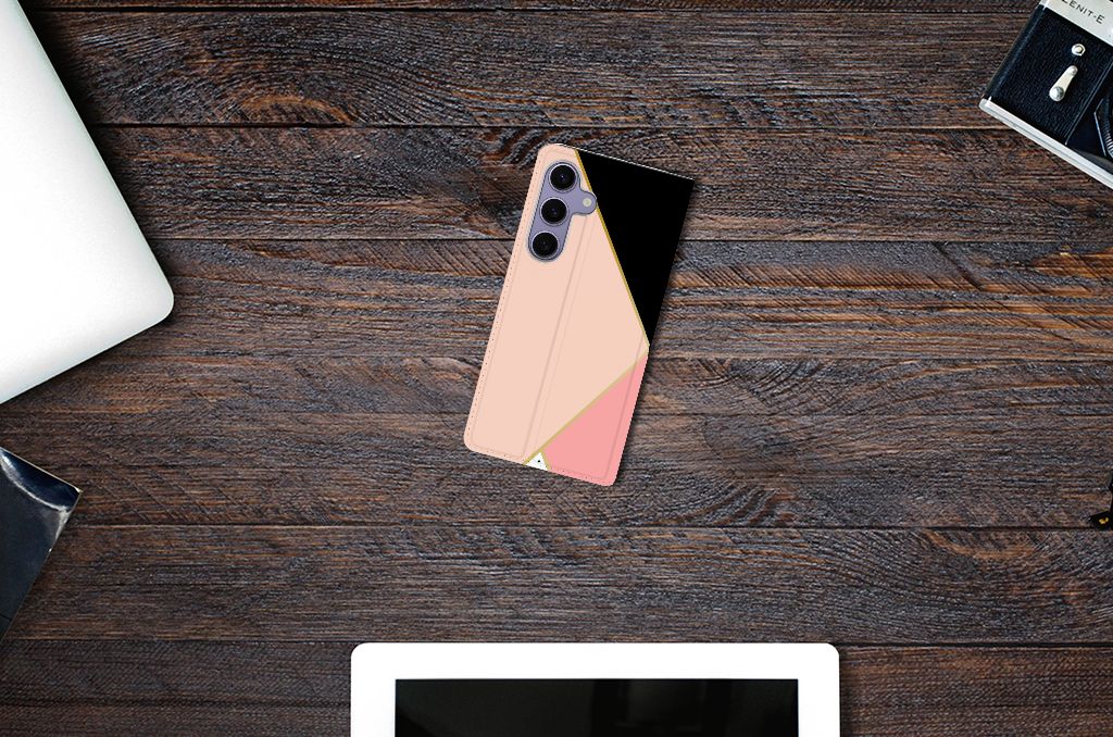 Samsung Galaxy S24 Plus Stand Case Zwart Roze Vormen design zwart roze aanzicht