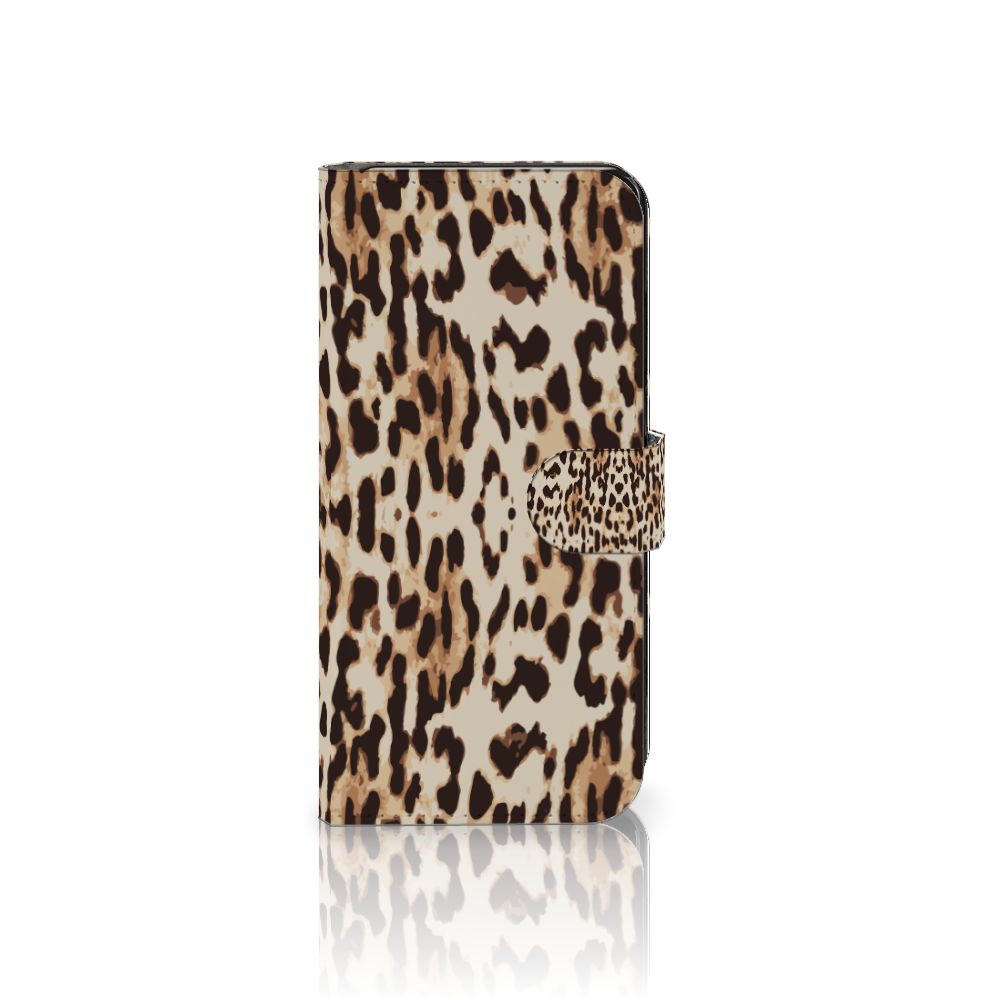 Samsung Galaxy S24 Plus Telefoonhoesje met Pasjes Leopard met dierenprint en magnetische sluitclip, stijlvol en beschermend 🐆