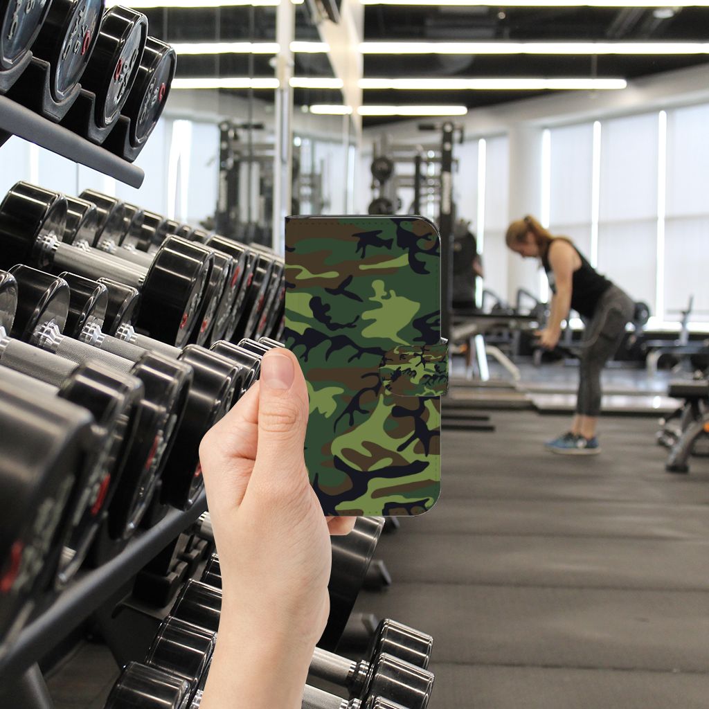 Samsung Galaxy S24 Telefoon Hoesje Army Dark camouflage ontwerp hand gym