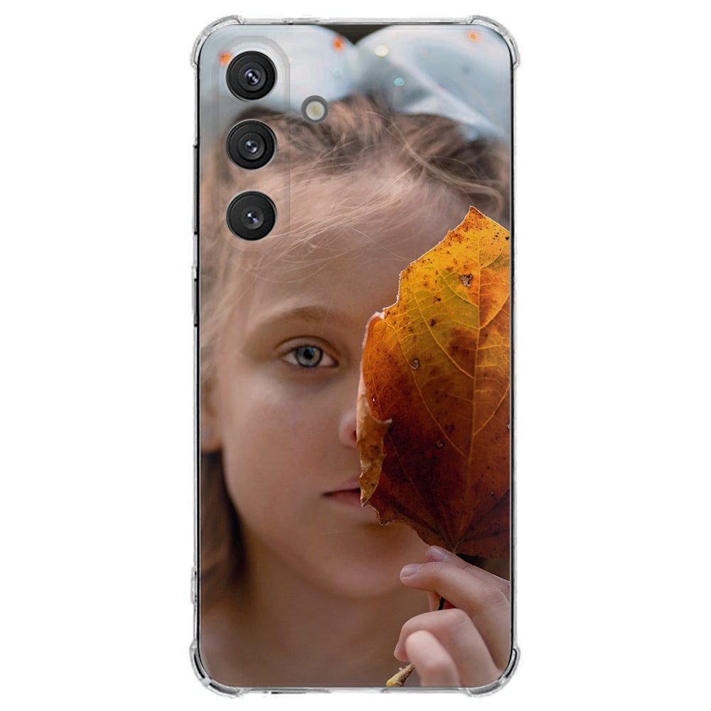 Samsung Galaxy S25 FE Anti-Shock Back Cover Hoesje Maken met Foto met herfstblad en meisje. Vooraanzicht.