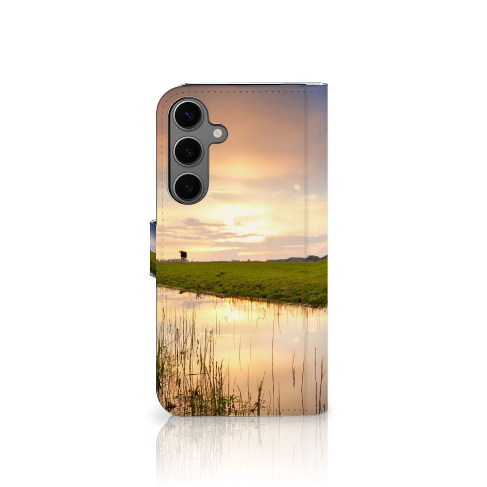 Samsung Galaxy S25 Plus Telefoonhoesje met Pasjes Koe telefoonhoesje koeien weiland aanzicht