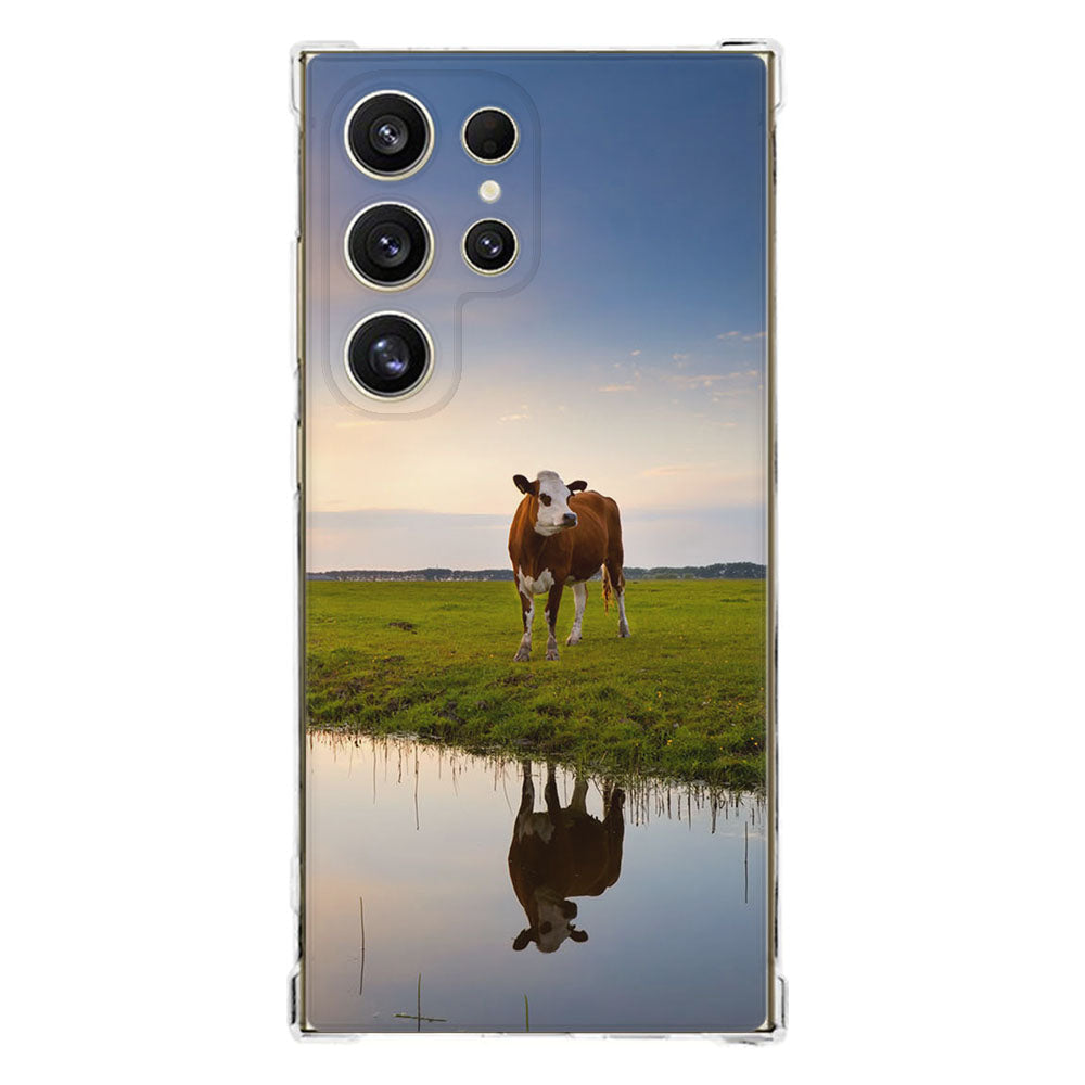 Samsung Galaxy S25 Ultra Hoesje Koe TPU Antishock koe in weiland met reflectie
