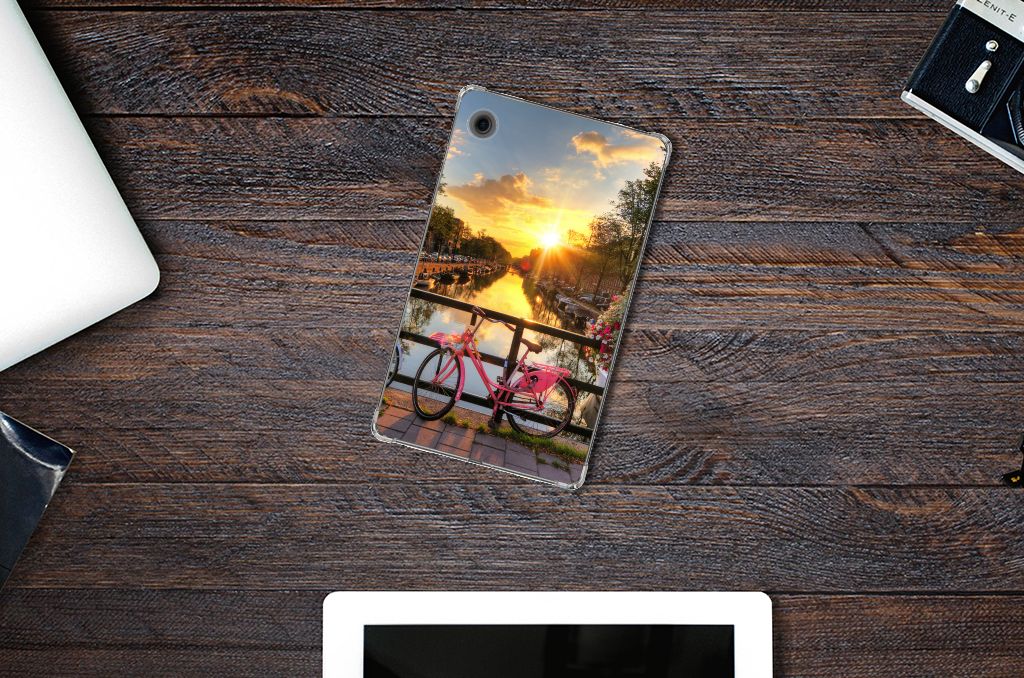 Samsung Galaxy Tab A9 Hip Hoesje Amsterdamse Grachten design fiets zonsondergang aanzicht