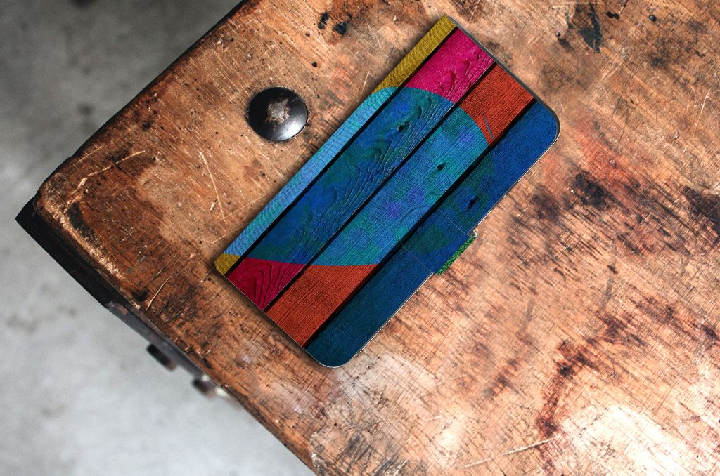 Samsung Galaxy Xcover 7 Book Style Case Wood Heart - Cadeau voor je Vriend met kleurrijk houten design 🌈