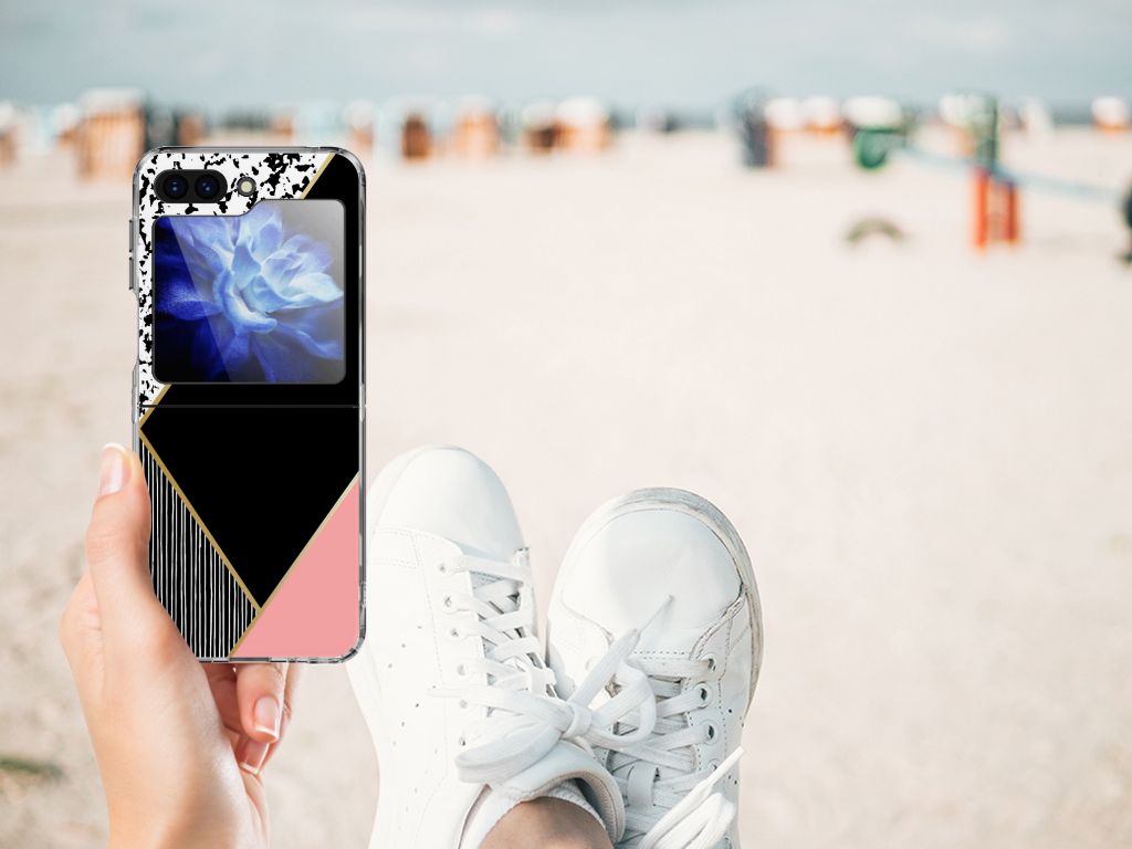 Samsung Galaxy Z Flip 5 TPU Hoesje Zwart Roze Vormen hand strand sneakers