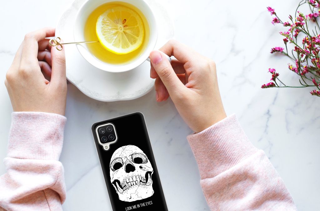 Samsung Galaxy A12 Silicone Back Case Skull Eyes bovenkant