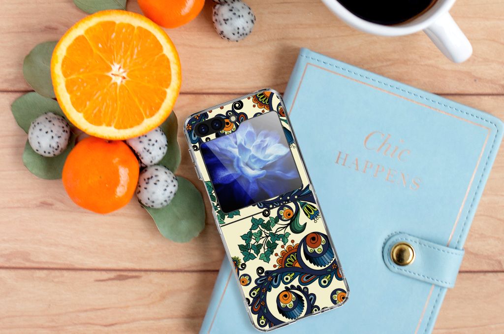 Samsung Galaxy Z Flip 5 Siliconen Hoesje Barok Flower bovenaanzicht met fruit en notitieboek