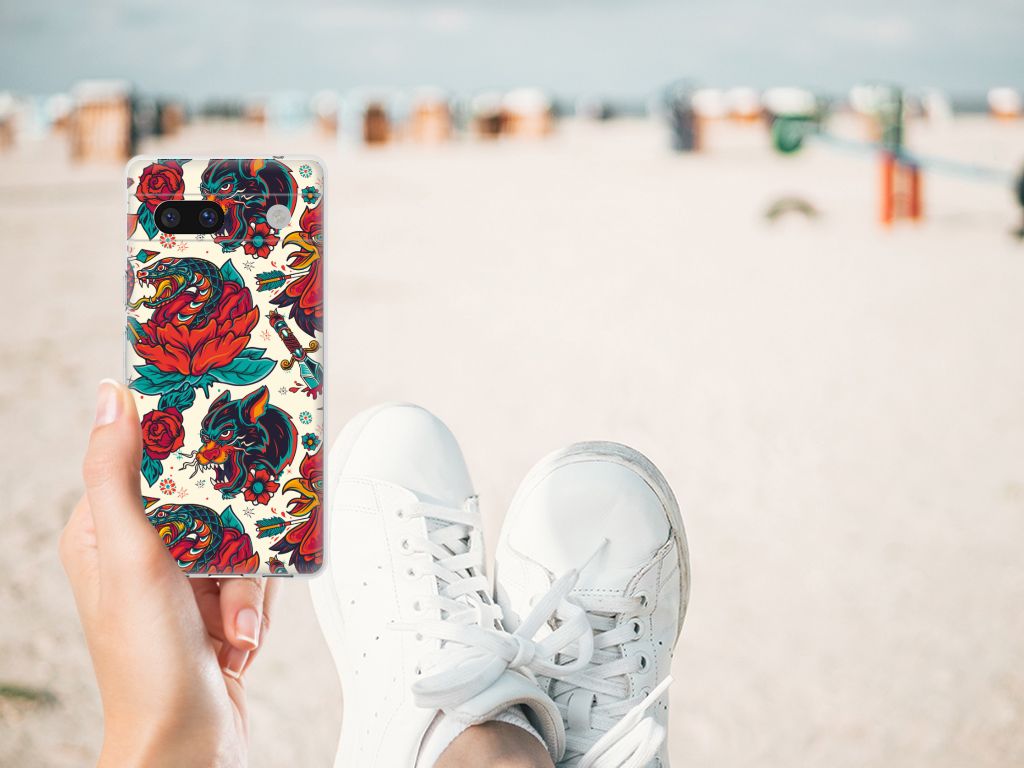 Google Pixel 7A Siliconen Hoesje met foto old skool tatoeage design achteraanzicht
