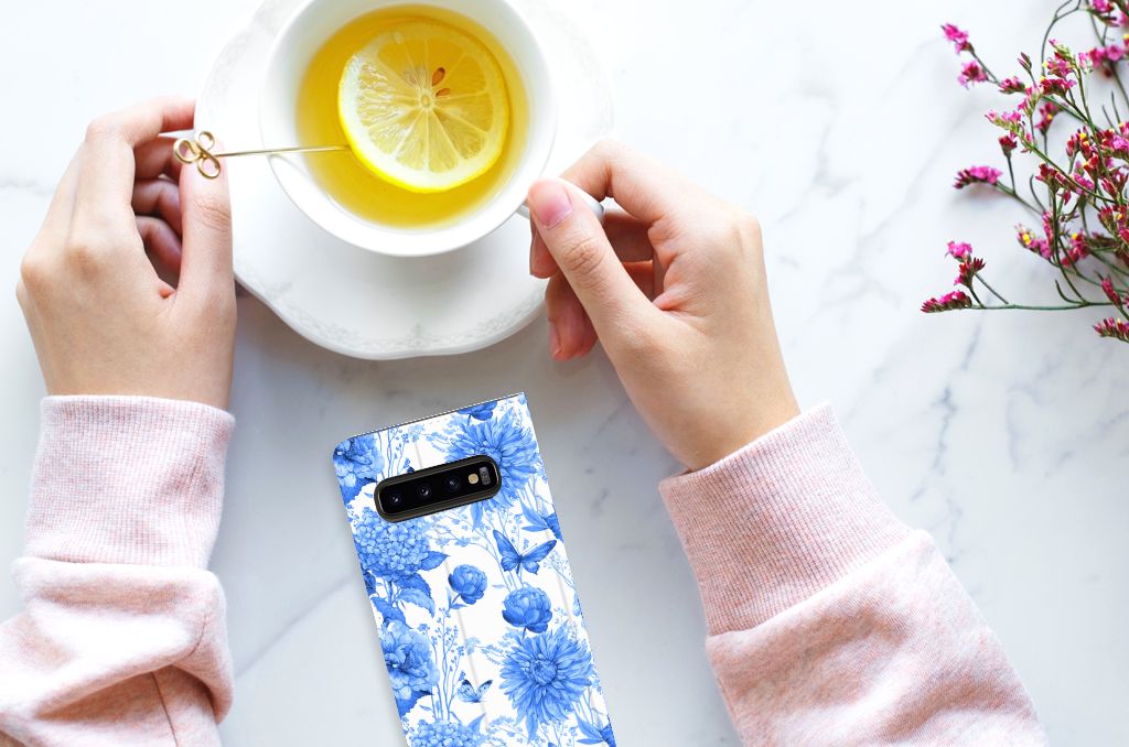 Samsung Galaxy S10 Smart Cover Flowers Blue bovenaanzicht