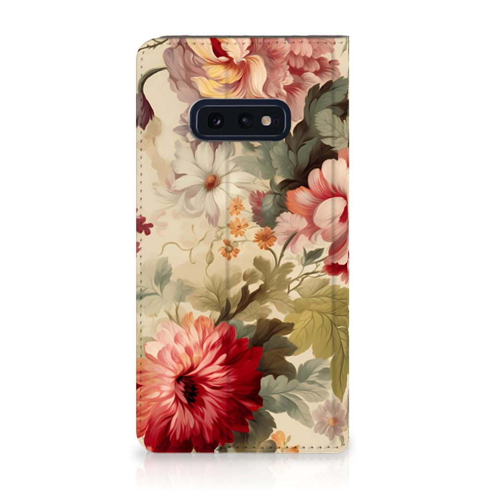 Smart Cover voor Samsung Galaxy S10e Bloemen met bloemdesign, perfect als cadeau voor stijl en bescherming 🌺.
