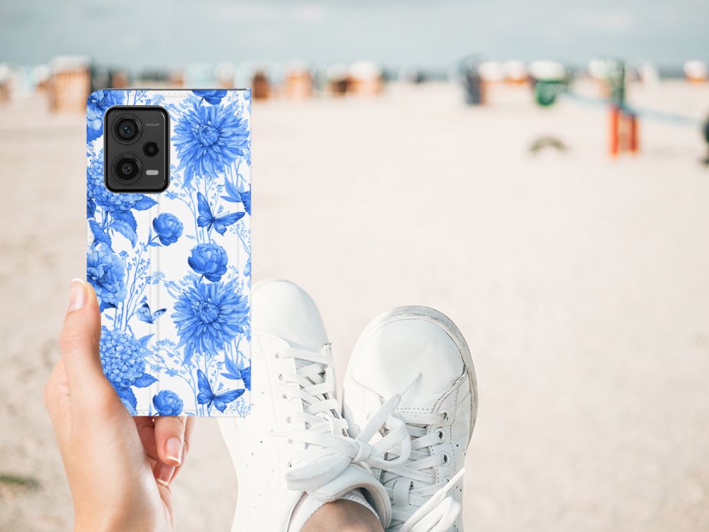 Xiaomi Redmi Note 12 Pro Plus Smart Cover Flowers Blue aanzicht
