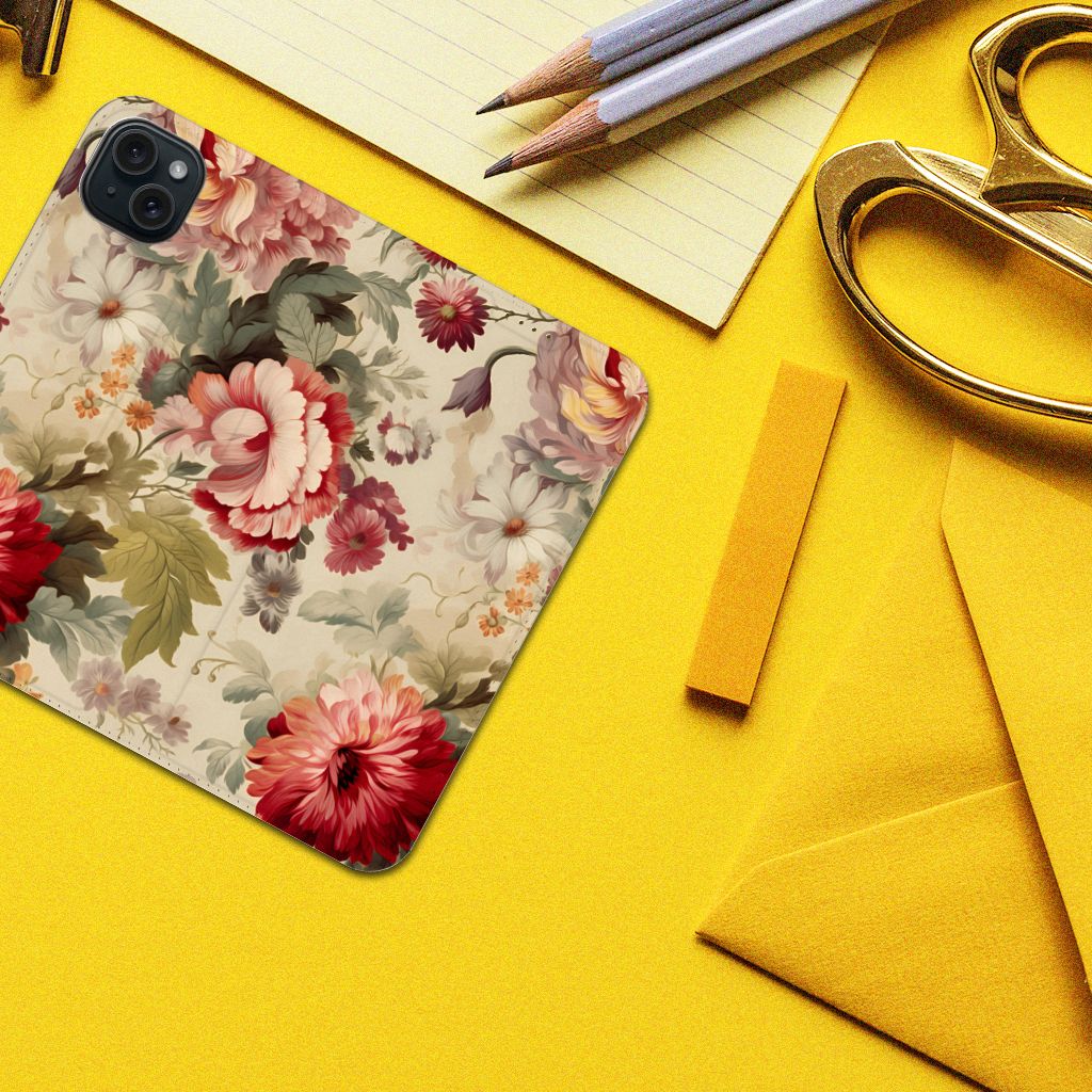 Smart Cover voor iPhone 15 Plus Bloemen met een romantisch bloemenpatroon en stijlvolle uitstraling 🌼.