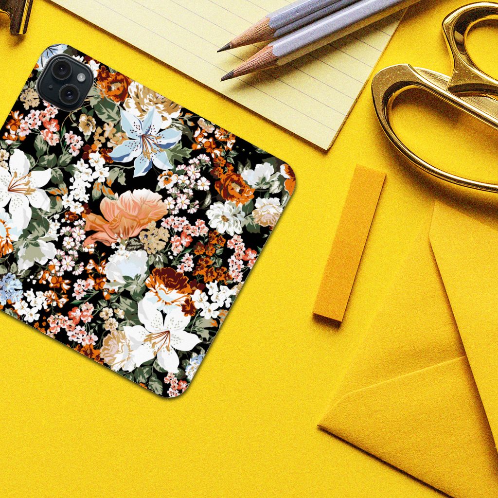 Smart Cover voor iPhone 15 Plus Dark Flowers met prachtige bloemen op een kleurrijke achtergrond 🌸.