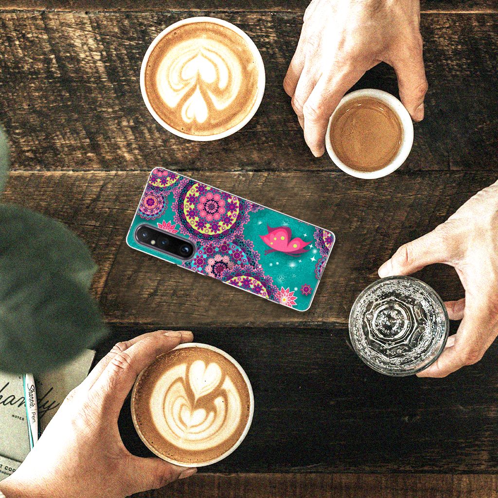 Sony Xperia 1 V Hoesje maken Cirkels en Vlinders smartphone design bloemen koffie