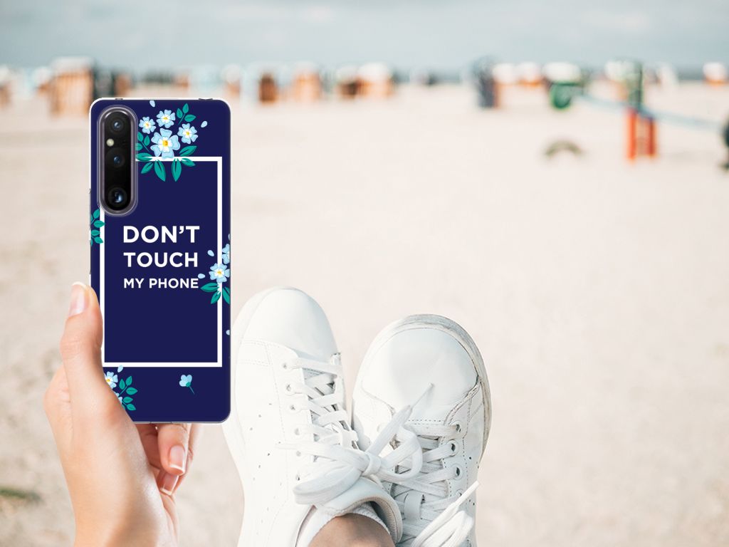Sony Xperia 1 V Silicone-hoesje Flowers Blue DTMP design bloemen aanzicht