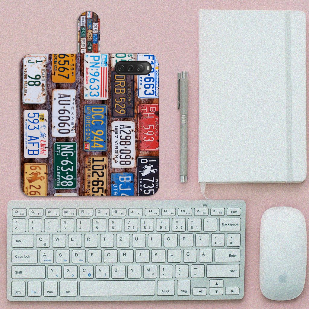 Sony Xperia 10 V Telefoonhoesje met foto Kentekenplaten collage design bovenaanzicht