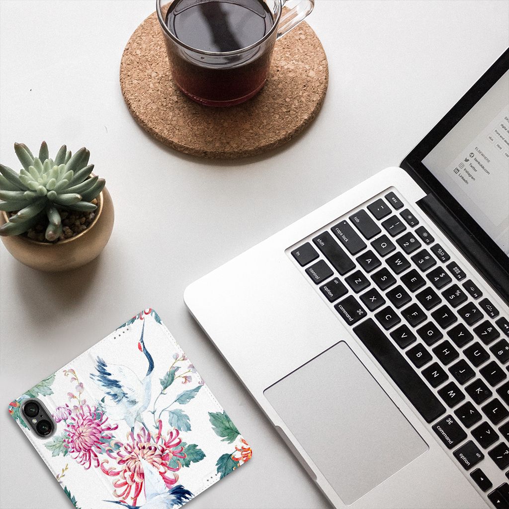 Sony Xperia 5 V Hoesje maken Bird Flowers design bloemen kleuren aanzicht
