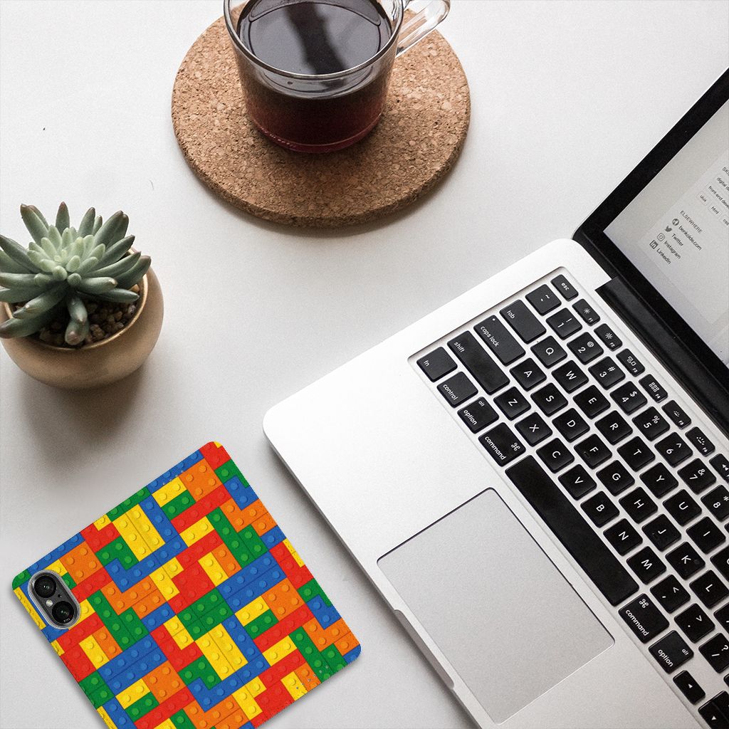 Sony Xperia 5 V Hoesje met Magneet Blokken design blokken print aanzicht