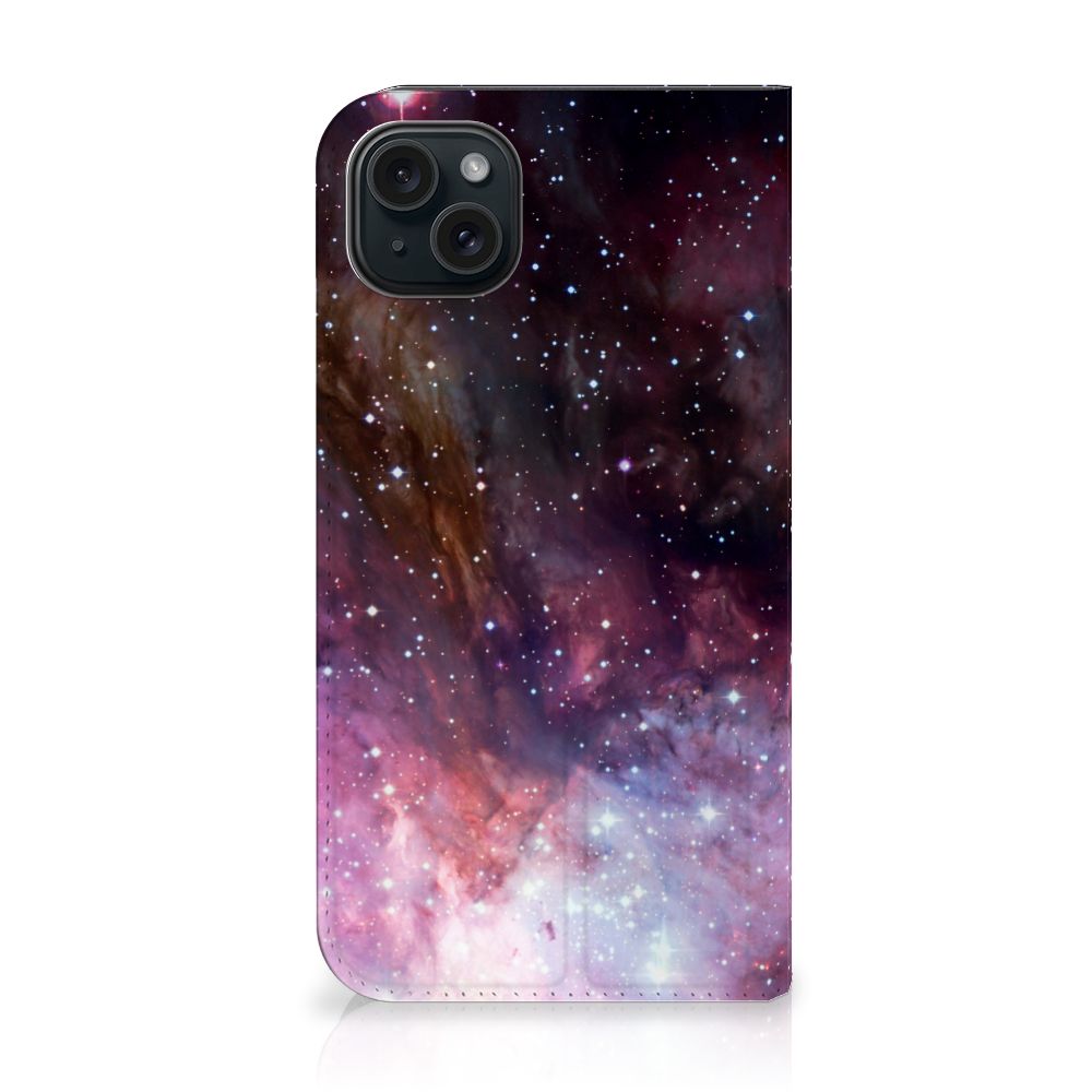 Stand Case voor iPhone 15 Plus Galaxy met een prachtig heelal ontwerp vol sterren en kleuren 🌌.