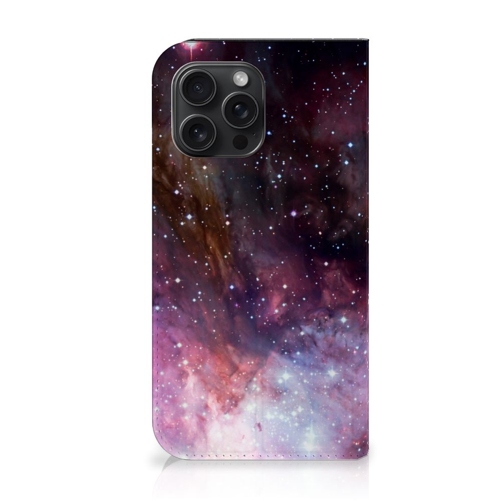 Stand Case voor iPhone 15 Pro Max Galaxy met een prachtig ruimteprint vol sterren en kleuren.