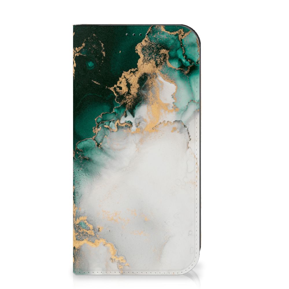 Standcase voor iPhone 15 Pro Max Marmer Groen met een elegant design van groen en gouden marmer.