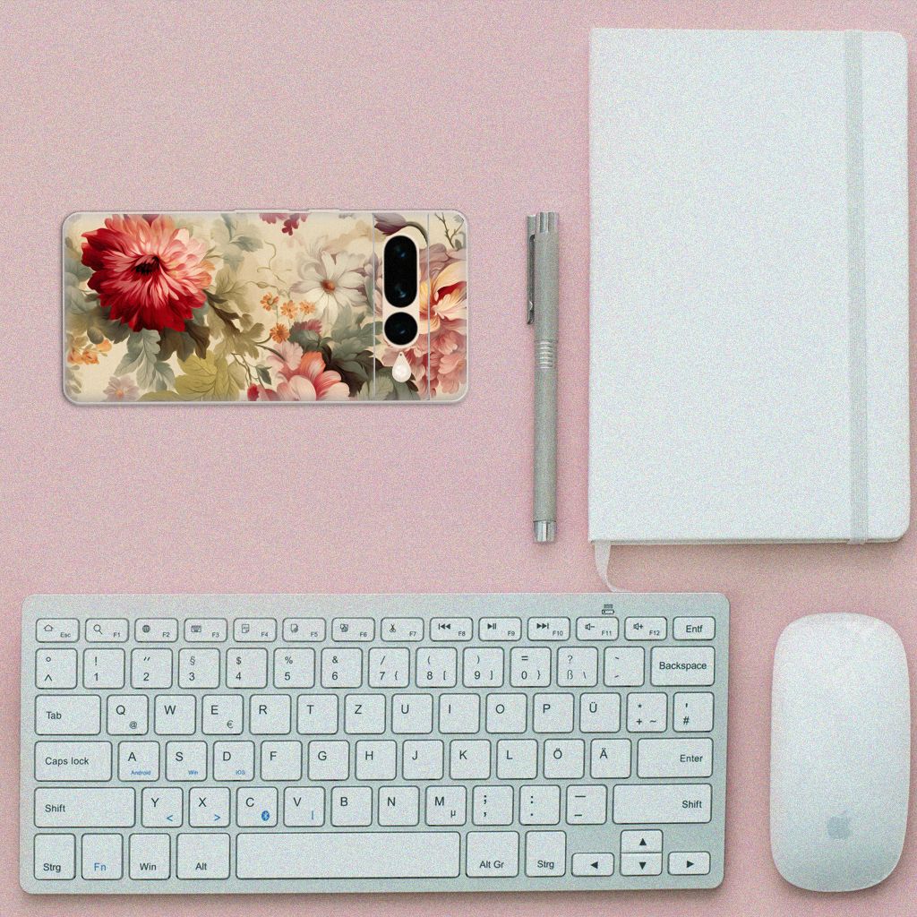 TPU Case voor Google Pixel 7 Pro Bloemen op een bureau met notitieboek en toetsenbord, ideaal als cadeau 🌸