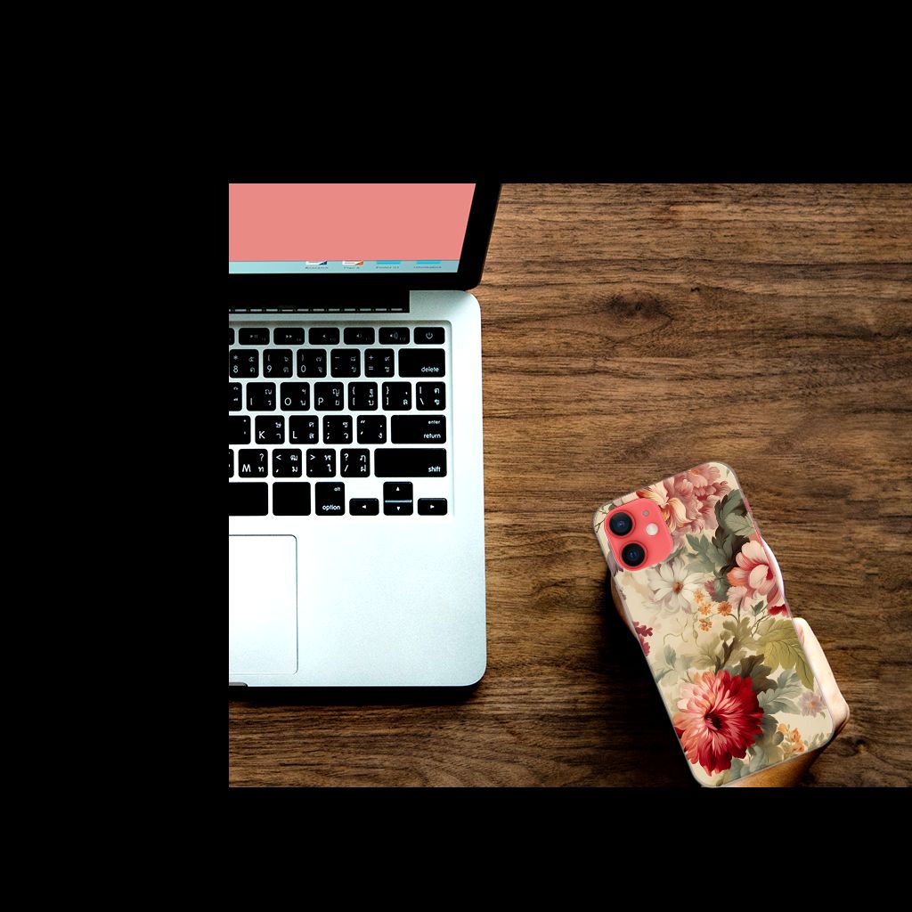 TPU Case voor iPhone 12 Mini Bloemen op een bureau naast een laptop, perfect voor romantische vibes 🌸.