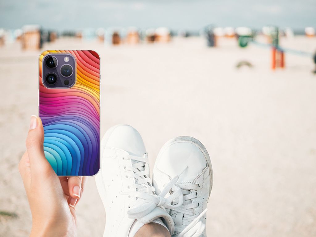 TPU Hoesje voor Apple iPhone 14 Pro Regenboog met kleurrijk golfdesign, perfect bij zomerse vibes 🌈