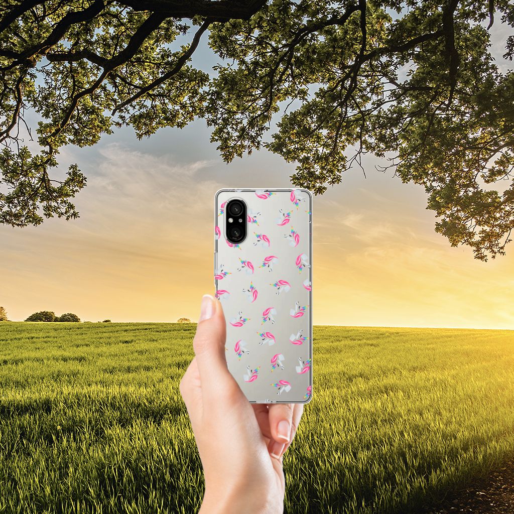 Sony Xperia 5 V TPU bumper Unicorns achterkant hand natuur
