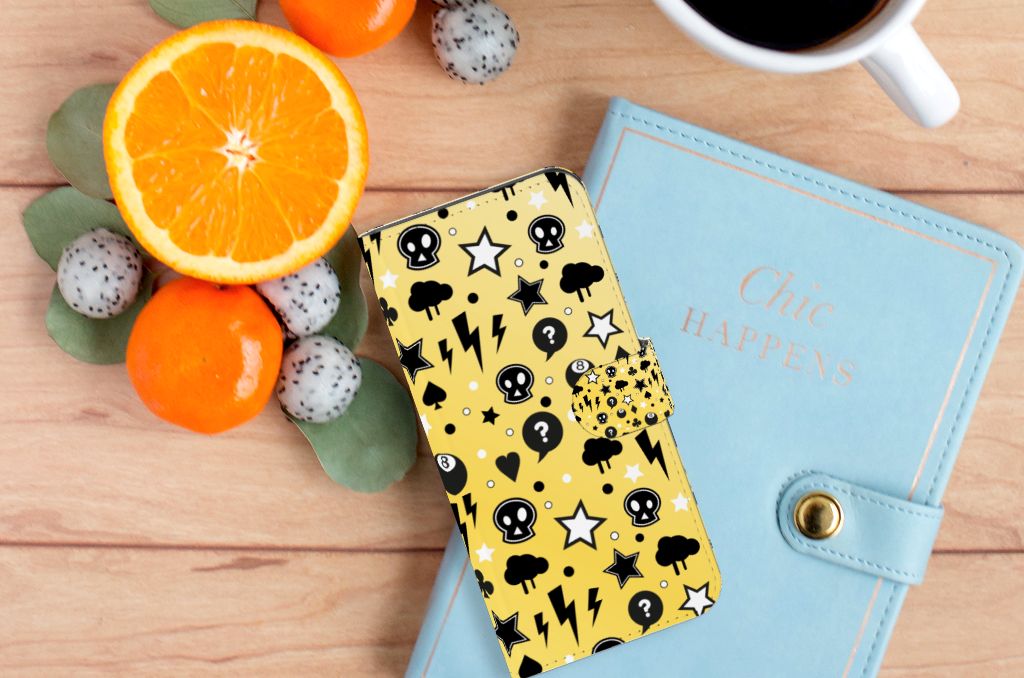 Samsung Galaxy A35 Telefoonhoesje met Naam Punk Geel design bovenaanzicht