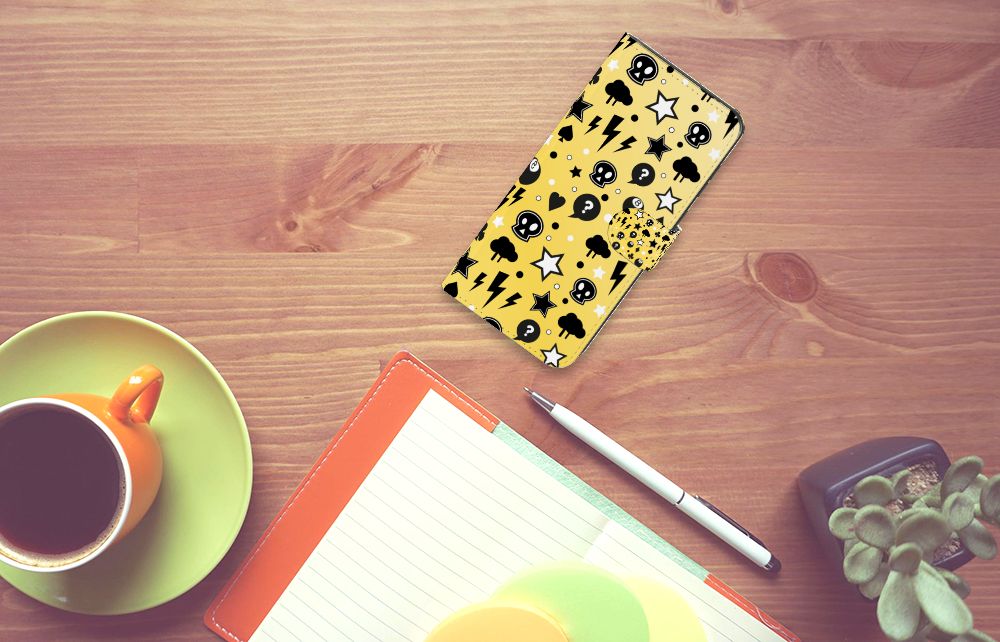 Samsung Galaxy A55 Telefoonhoesje met Naam Punk Geel bovenaanzicht