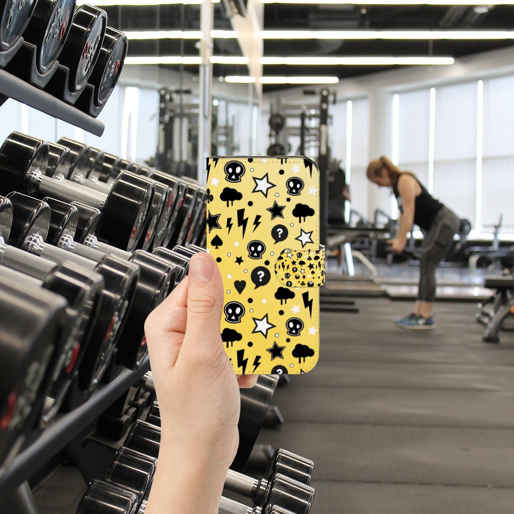 Samsung Galaxy S24 Telefoonhoesje met Naam Punk Geel design aanzicht