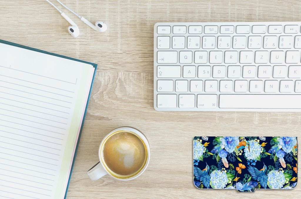 Telefoonhoesje met Pasjes voor Apple iPhone 11 Pro Max IJsvogel op een bureau met koffie en notitieboek.