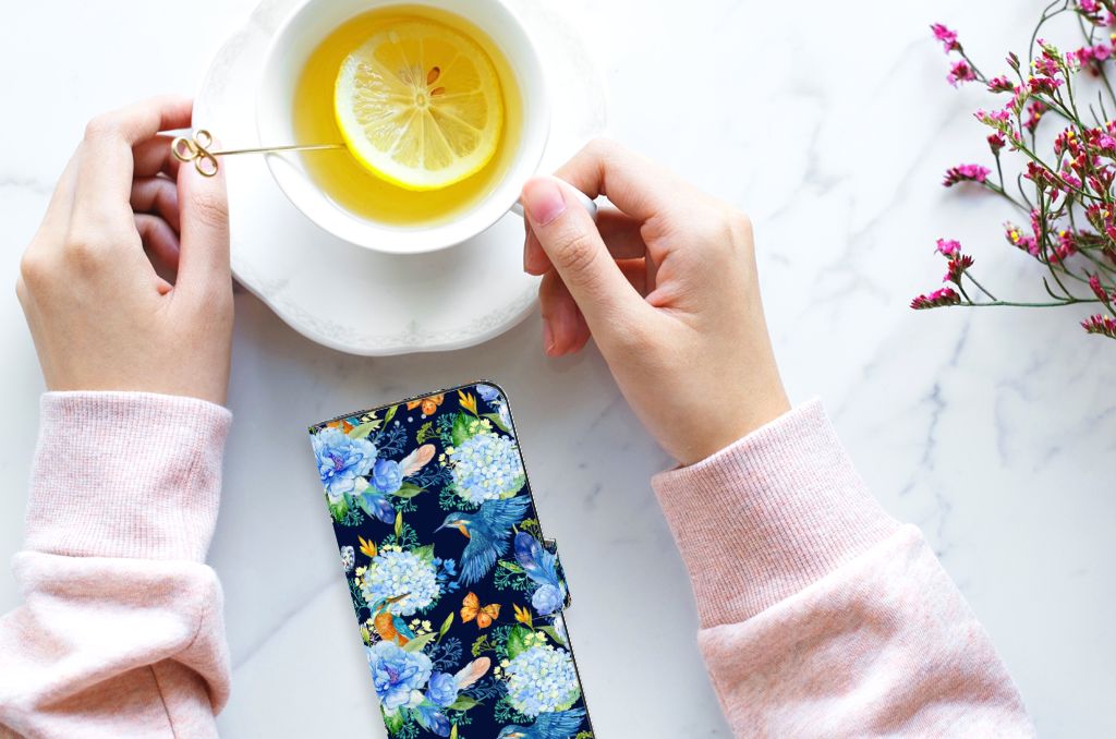 Telefoonhoesje met Pasjes voor OPPO Find X5 Lite | Reno 7 5G IJsvogel met bloemenprints en thee. Perfect cadeau! 🍵