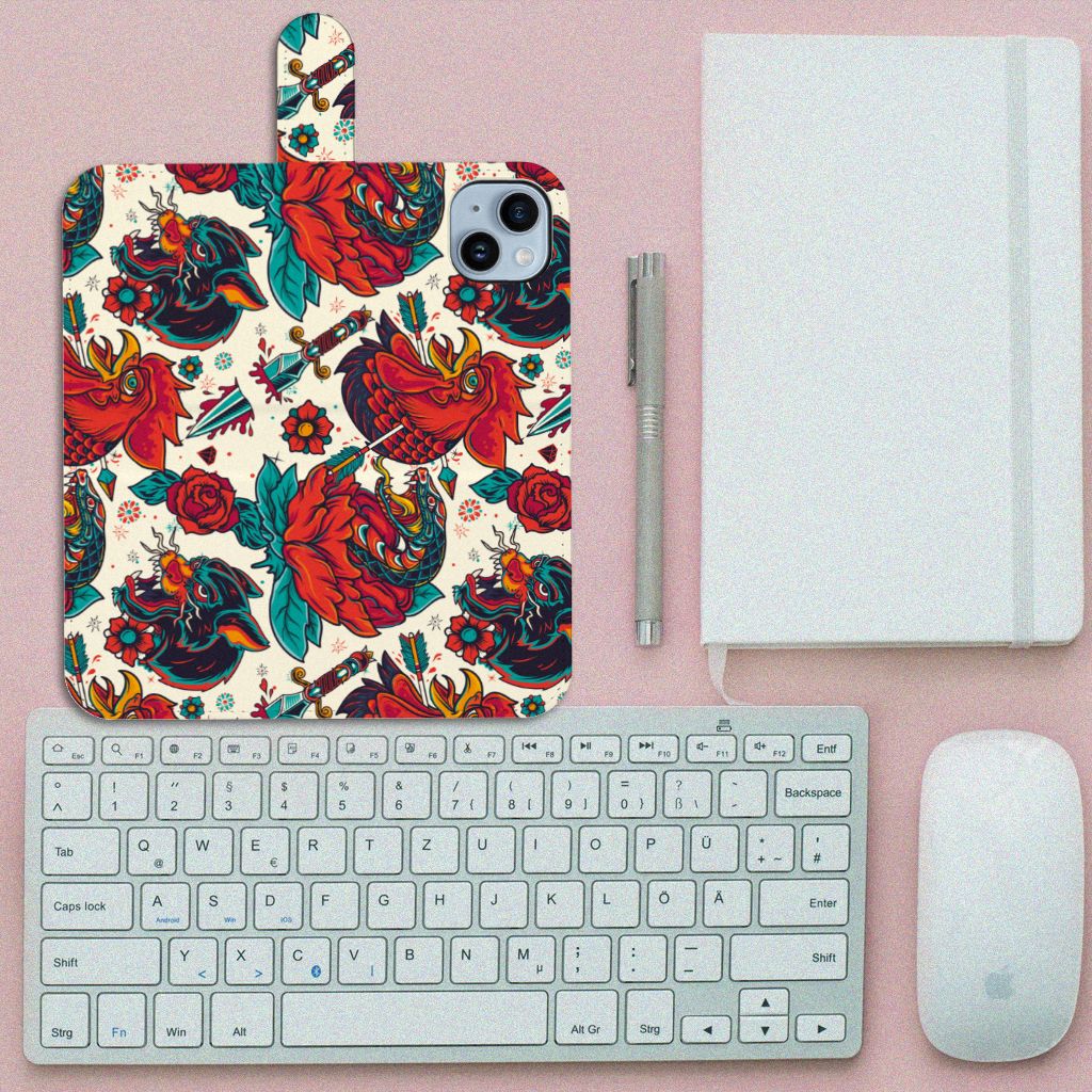 iPhone 15 Plus Telefoonhoesje met foto Old Skool vintage tattoo design bovenaanzicht