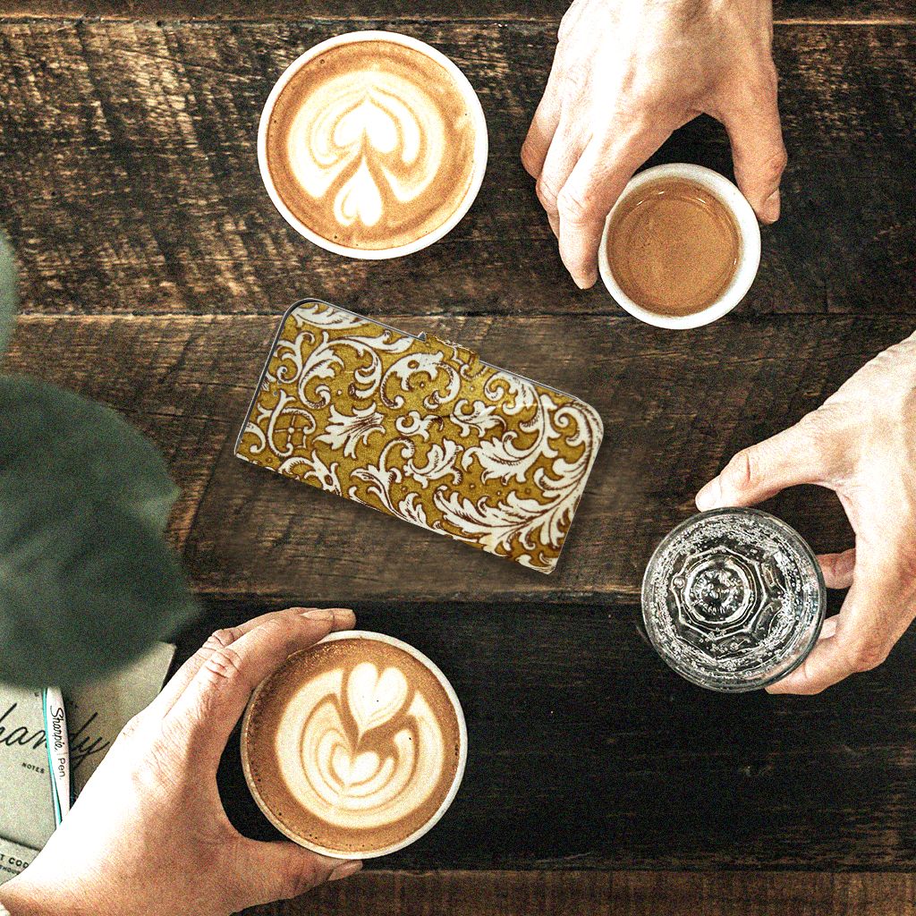 Wallet Case iPhone 12 | 12 Pro (6.1") Barok Goud damask design aanzicht