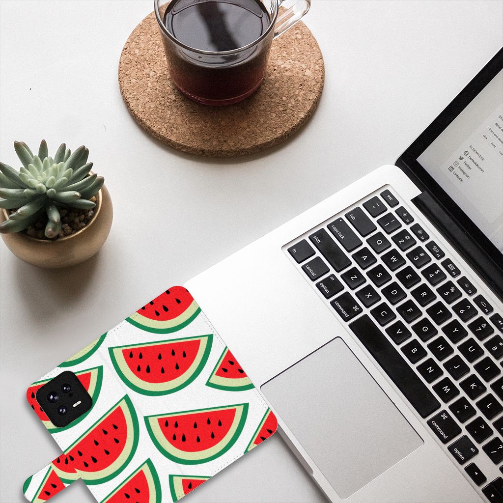 Xiaomi 13 Book Cover Watermelons bookhoesje watermeloen design bovenaanzicht