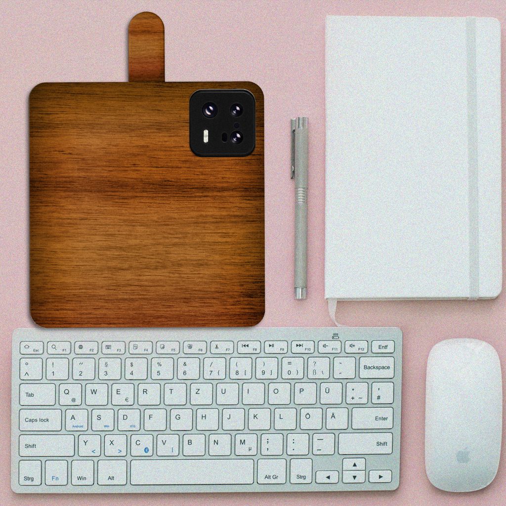 Xiaomi 13 Pro Book Style Case Donker Hout bovenaanzicht toetsenbord muis notitieboek