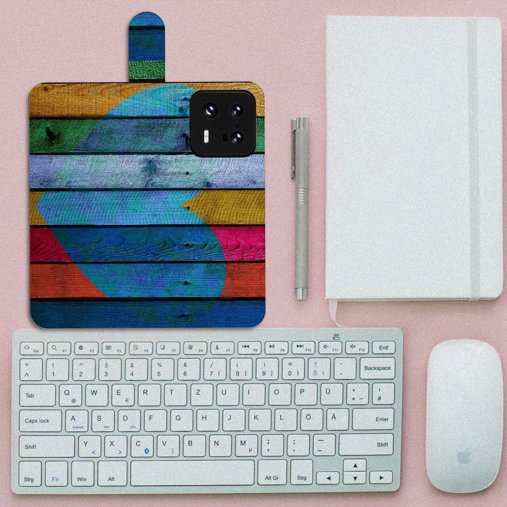 Xiaomi 13 Pro Book Style Case Wood Heart design open view met toetsenbord en muis