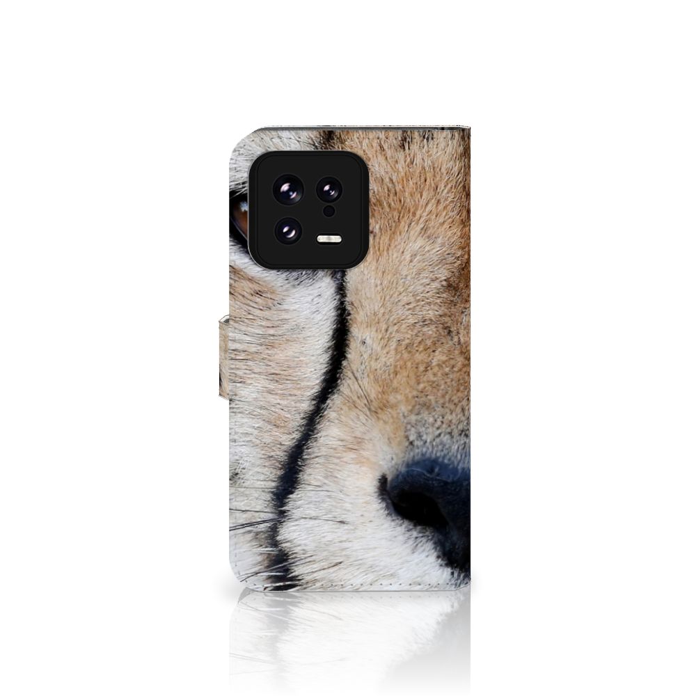 Xiaomi 13 Telefoonhoesje met Pasjes Cheetah close-up ontwerp met cheetah gezicht.