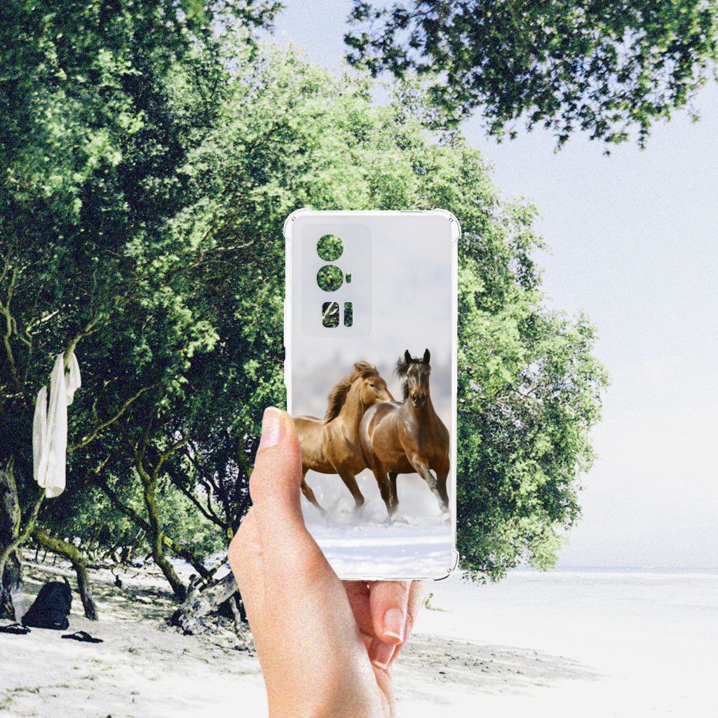 Xiaomi Poco F5 Pro Case Anti-shock Paarden voorzijde paarden natuur