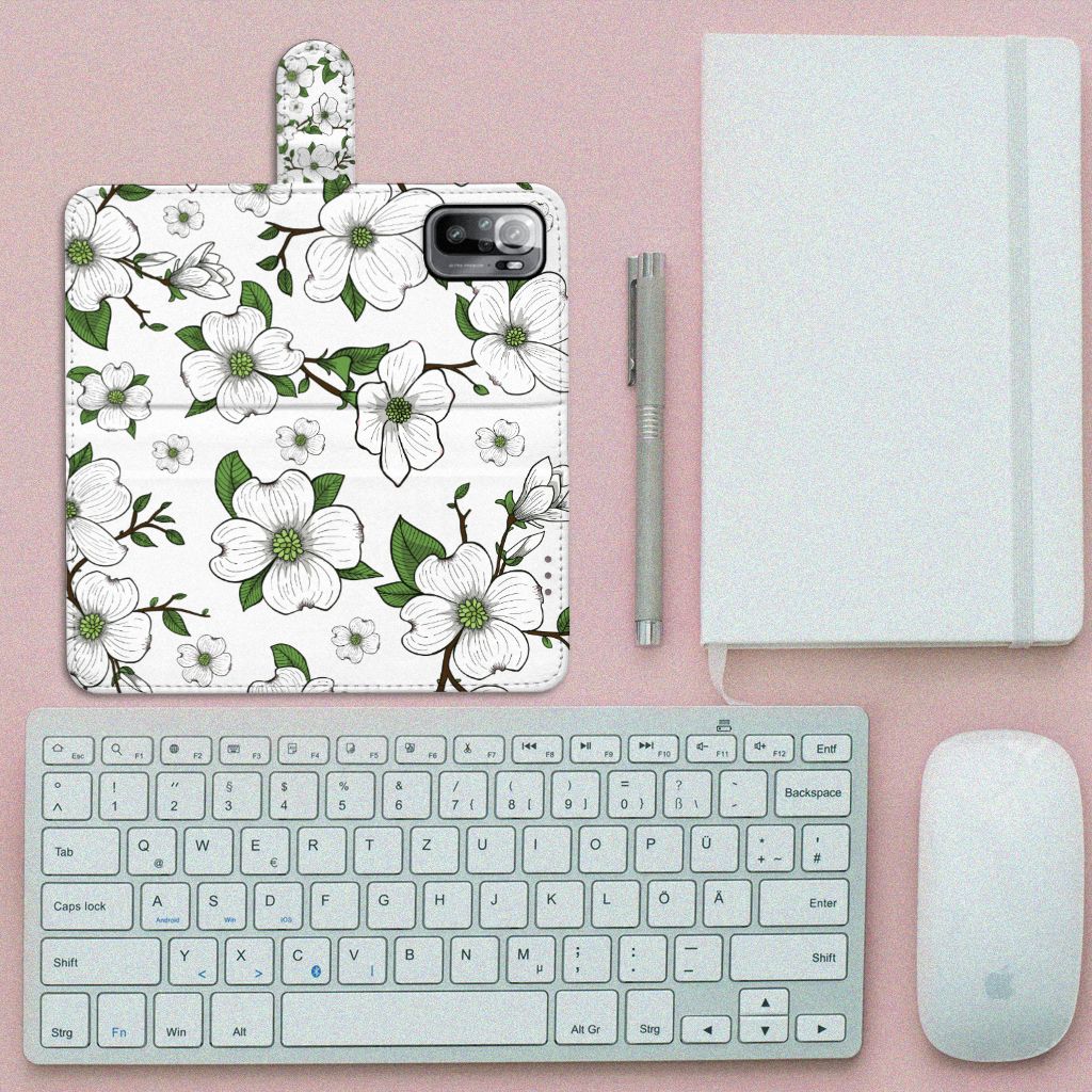 Xiaomi Redmi Note 10/10T 5G | Poco M3 Pro Hoesje Dogwood Flowers bovenaanzicht wit groen toetsenbord muis notitieboek