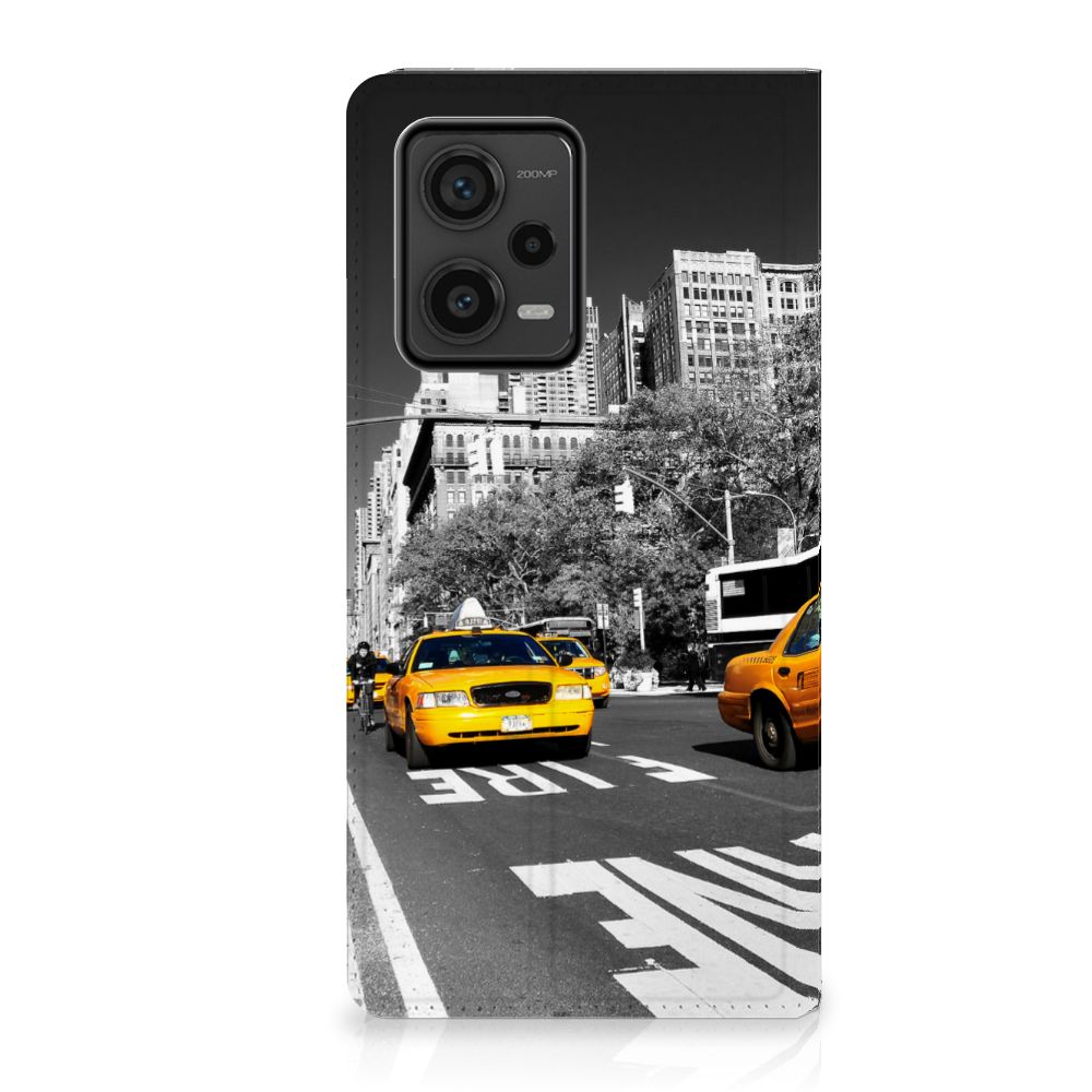 Xiaomi Redmi Note 12 Pro Plus Book Cover New York Taxi design hoesje voorzijde
