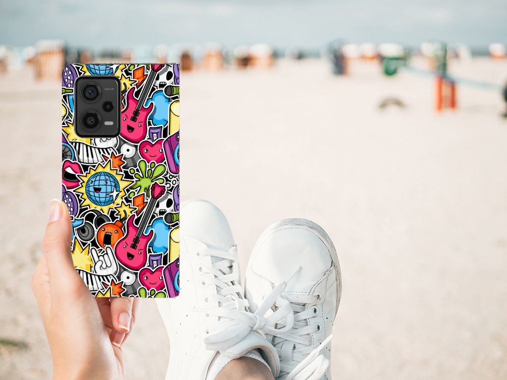 Xiaomi Redmi Note 12 Pro Plus Hippe Standcase Punk Rock telefoonhoesje kleurig design kunst hand