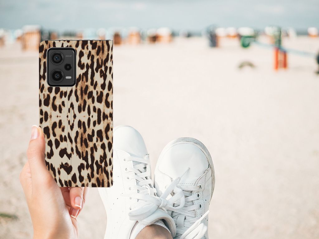 Xiaomi Redmi Note 12 Pro Plus Hoesje maken Leopard hoesje luipaardprint hand strand